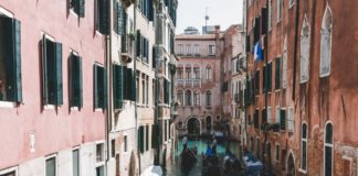 Какую СУБД начать изучать в первую очередь? Database