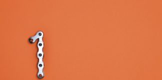 Почему в JavaScript, в функцию лучше передавать только один аргумент? JavaScript