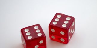 Вероятность в Python: перестановки и сочетания Python