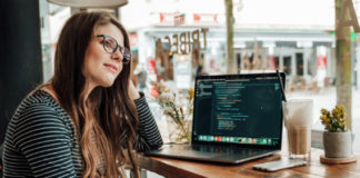 Какой язык программирования используют самые счастливые разработчики? Education